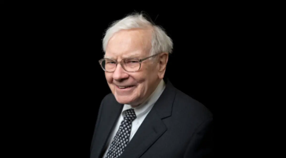 Al momento stai visualizzando Warren Buffett ha svelato il suo portafoglio in ETF, ed è incredibile