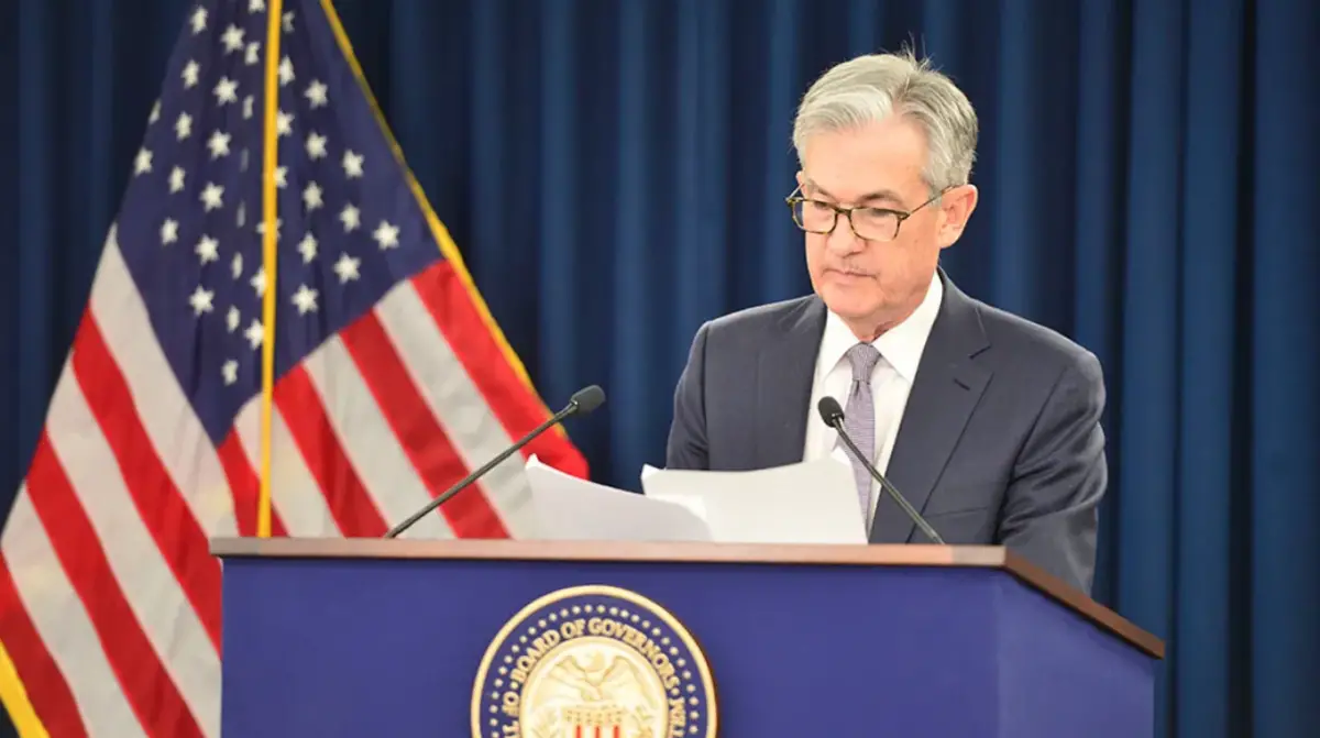 Scopri di più sull'articolo Il processo di “disinflazione” è iniziato, la borsa festeggia alle parole di Powell ma non è finita qui